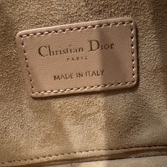 Dior authentic bag in excellent condition - Picture 13 of 16